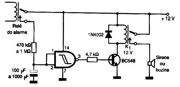 Temporizando o acionamento de uma sirene com um circuito externo.
