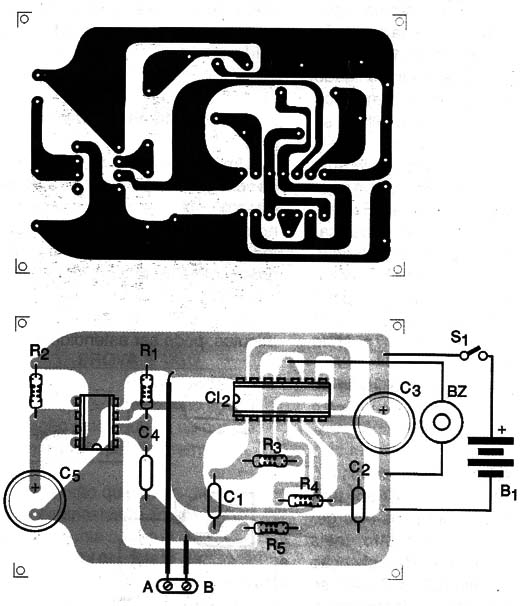 Placa de circuito impresso do alarme.
