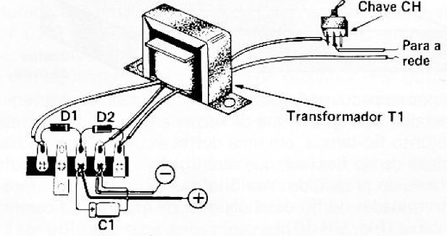 Fig. 6 — Montagem em tira de terminais da fonte de alimentação a partir da rede elétrica — poderá ser idealizada uma plaqueta de fiação impressa, fornecendo uma montagem mais compacta. 
