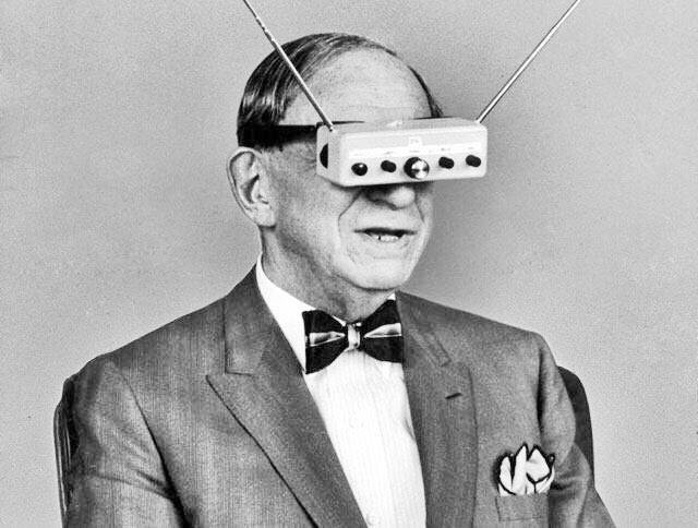 Figura 4 - Hugo Gernsback e sua TV nos óculos – Realidade virtual em 1963!
