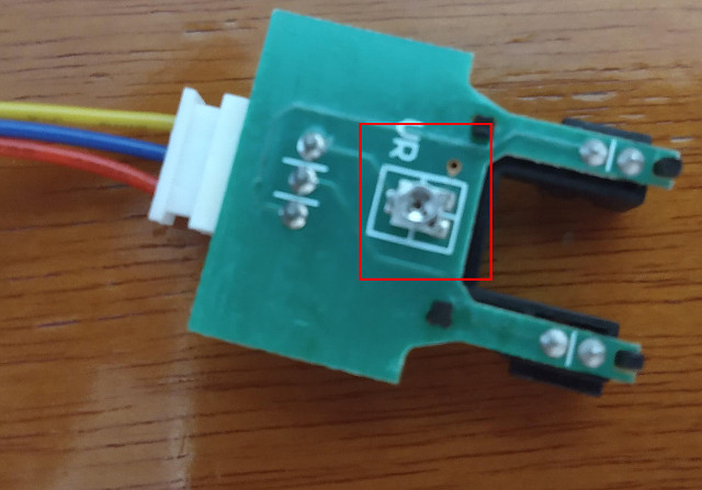 Figura 3 - trimmer para calibração do sensor de turbidez (ajuste da tensão de saída do sensor)
Figura 3 - trimmer para calibração do sensor de turbidez (ajuste da tensão de saída do sensor)