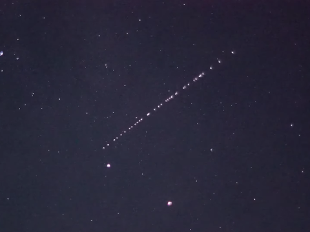 Satélites do programa Starlink fotografados no Brasil
Satélites do programa Starlink fotografados no Brasil