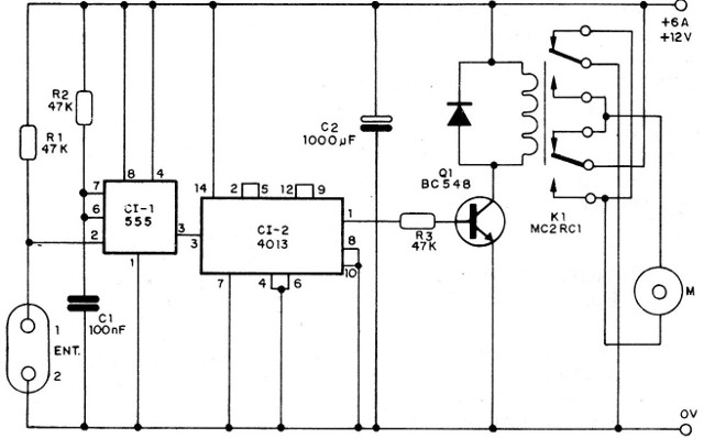  Figura 13 – Circuito biestável
