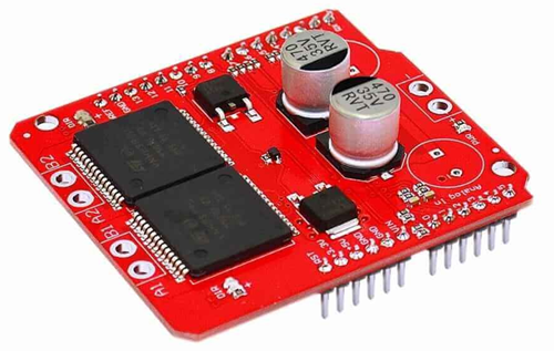 Figura 6 – Placa Driver Monster Motor Shield da Curto-Circuito
Figura 6 – Placa Driver Monster Motor Shield da Curto-Circuito