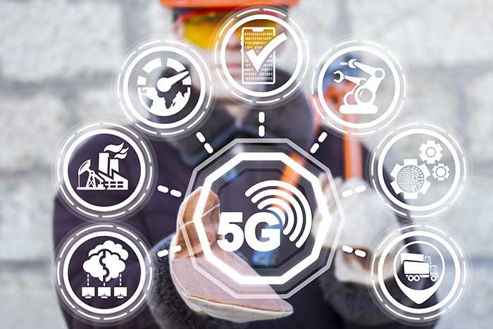 Figura 1: O 5G-WTSN expandirá o uso de redes sensíveis ao tempo para novos aplicativos que não são possíveis com implementações de TSN com fio. (Fonte: wladimir1804/Stock.Adobe.com)
Figura 1: O 5G-WTSN expandirá o uso de redes sensíveis ao tempo para novos aplicativos que não são possíveis com implementações de TSN com fio. (Fonte: wladimir1804/Stock.Adobe.com)