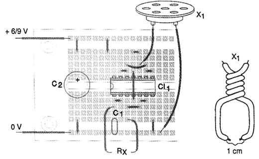 Sugestão de montagem em matriz de contatos. Sugestão de montagem em matriz de contatos.