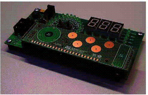 Figura 6 - Outra vista do conjunto de placas do teclado capacitivo.
