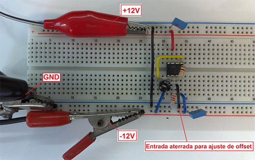 Figura 06: Circuito montado em protoboard.
Figura 06: Circuito montado em protoboard.