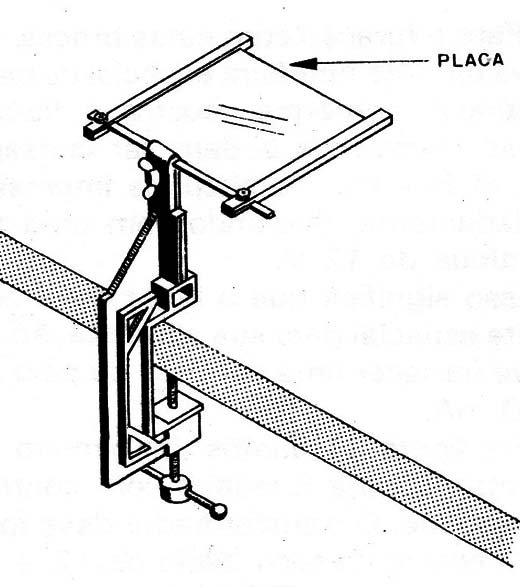Figura 23 – Suporte de placa
Figura 23 – Suporte de placa