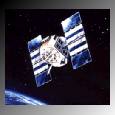 Figura 2- Dezenas de satélites como este recebem os sinais dos equipamentos GPS e fornecem por triangulação a sua posição na superfície da terra.
Figura 2- Dezenas de satélites como este recebem os sinais dos equipamentos GPS e fornecem por triangulação a sua posição na superfície da terra.