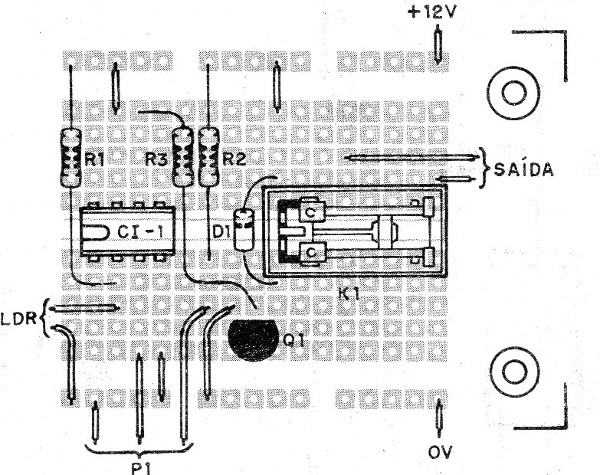    Figura 4 – Montagem do circuito 1 em matriz de contatos
