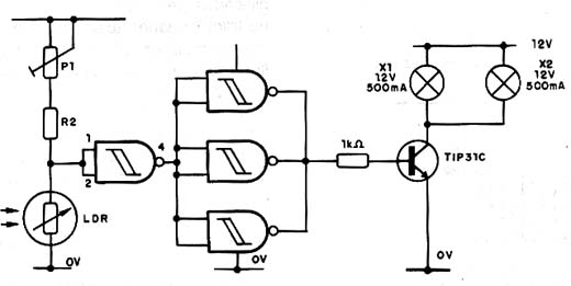 Alterações para usar lâmpadas comuns de 12 V. Alterações para usar lâmpadas comuns de 12 V.
