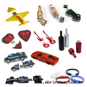 Pen drives em diversos formatos. Pen drives em diversos formatos.