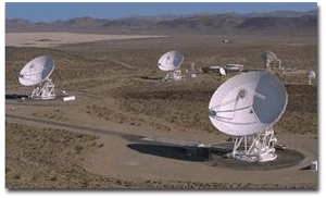 Figura 7 - Antenas do Deep Space Network - a maior tem 70 metros de diâmetro e as menores 34 metros. 