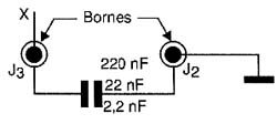 Par de bornes para colocar o capacitor adequado. 