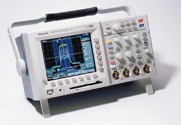 Osciloscópio da série TDS3000B da Tektronix, alimentado por bateria permite que os problemas de isolamento sejam contornados. 