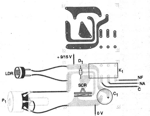 Placa de   circuito impresso para o controle remoto. 