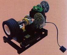 Figura 10 - Máquina para balanceameto de rodas. Figura 10 - Máquina para balanceameto de rodas.