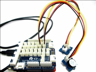 Figura 2 – Dois shields conectados a base.
Figura 2 – Dois shields conectados a base.