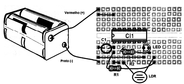 Figura 2 – Montagem do pisca-pisca na matriz de 170 pontos
