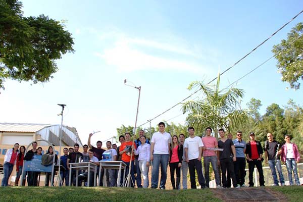Alunos testaram as antenas construídas por eles
Alunos testaram as antenas construídas por eles