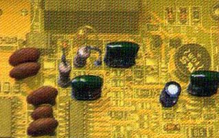 Capacitores cerâmicos numa placa. Capacitores cerâmicos numa placa.
